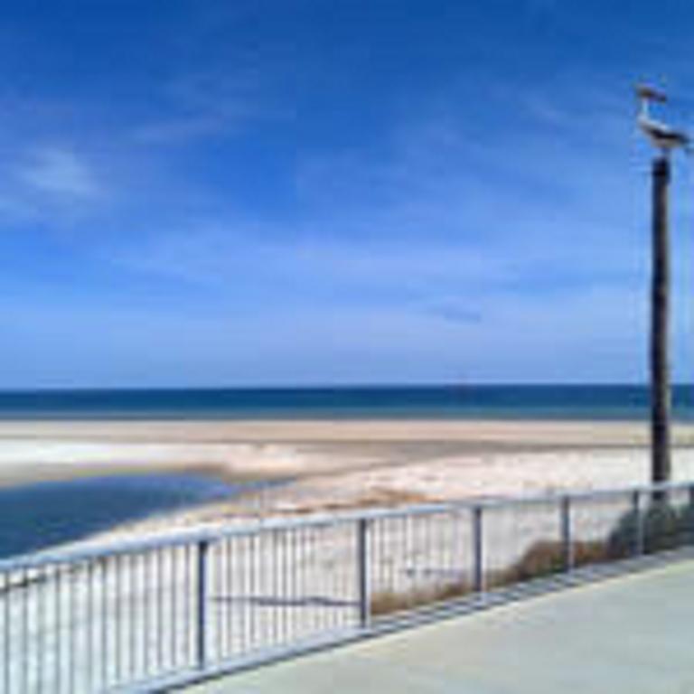 Acushla Accommodation Esplanade Living Self Check-In Self Check-Out West Beach Exterior photo