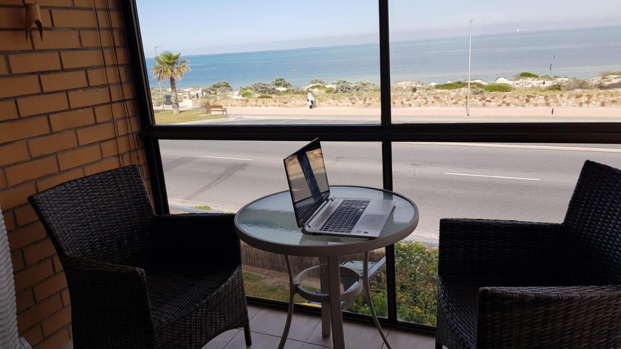 Acushla Accommodation Esplanade Living Self Check-In Self Check-Out West Beach Exterior photo