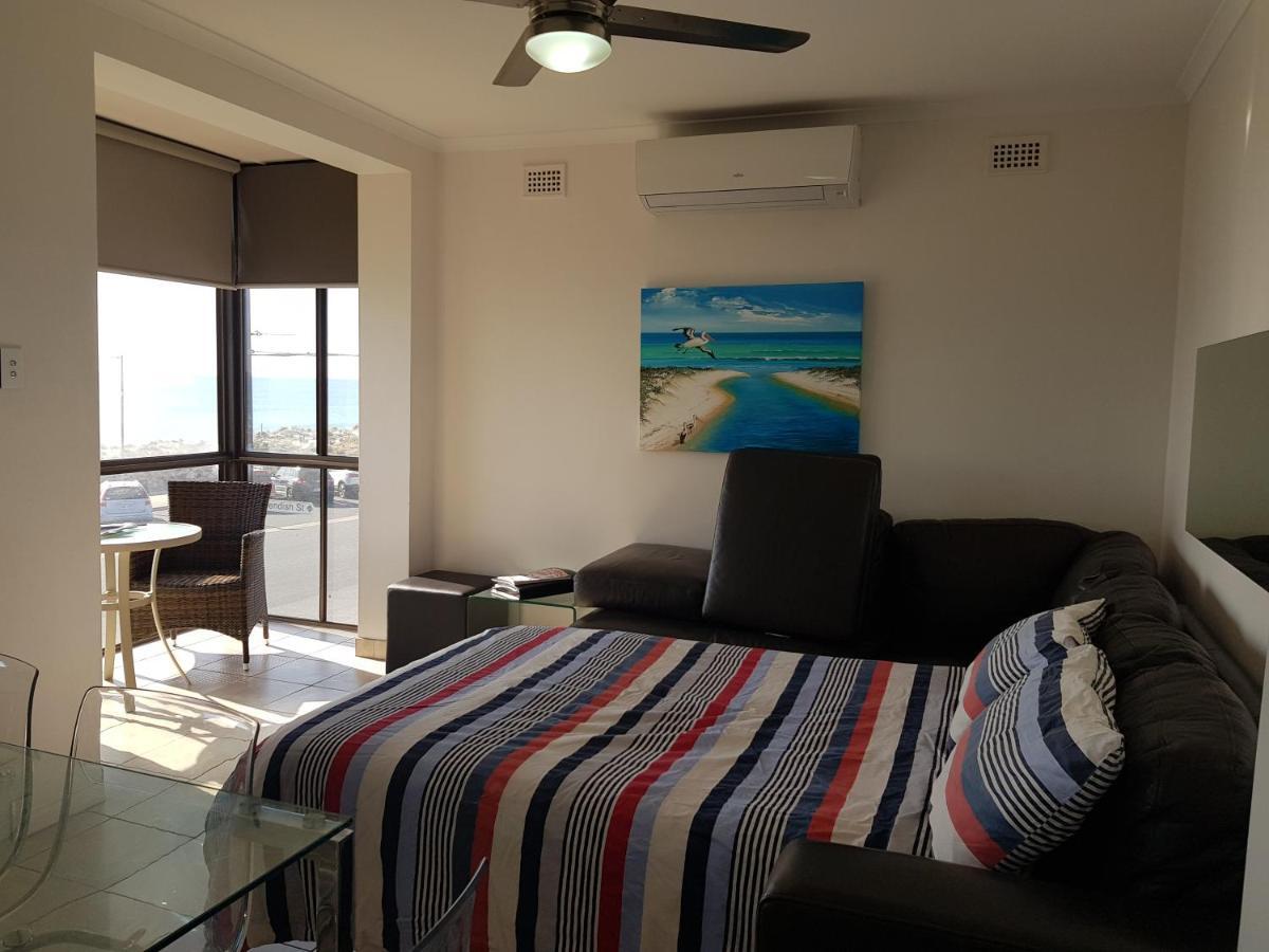Acushla Accommodation Esplanade Living Self Check-In Self Check-Out West Beach Exterior photo